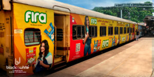 Fira puttupodi advertisment on train